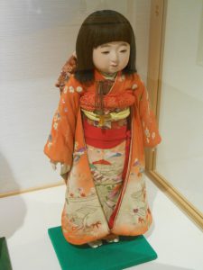 平田郷陽作の市松人形、答礼人形、自由人形です。吉徳これくしょん 