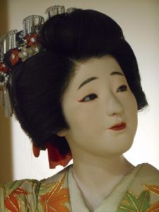 平田陽光作の生人形と市松人形です。吉徳これくしょん | 岡崎市｜味岡