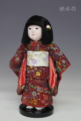 古風なお顔の市松人形です。伝統工芸品です。   岡崎市｜味岡人形