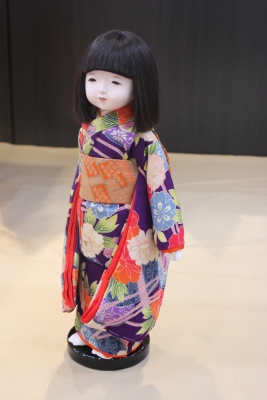高級な市松人形です。古布の着物です。 | 岡崎市｜味岡人形｜雛人形 