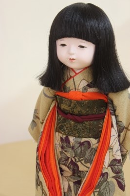 １０号市松人形です。大きさは約３８センチです。 | 岡崎市｜味岡人形